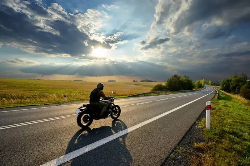 Courtier Assurance Moto : Pourquoi en avoir un pour votre moto ? 